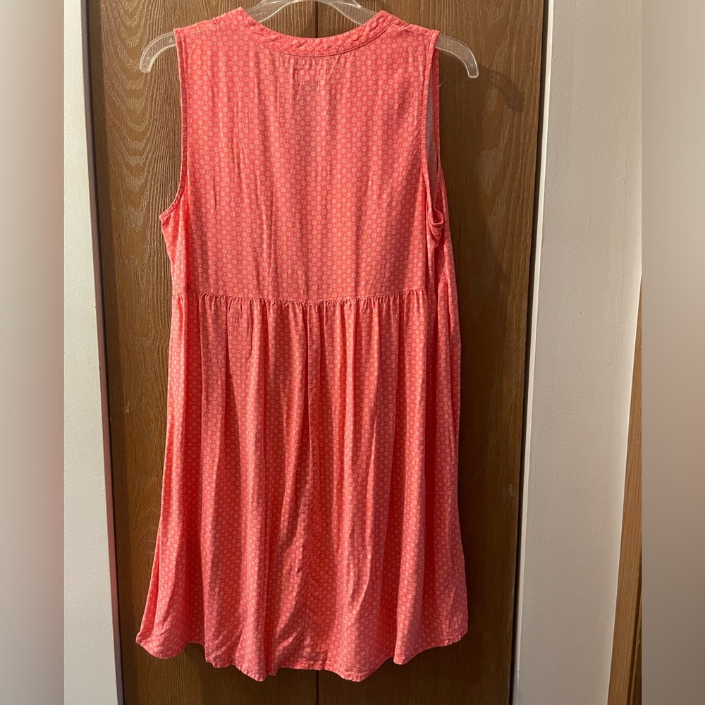 Old Navy Women’s Sleeveless Dress, Size: M, Color: Peach w/Floral Dot Print - Picture 2 of 4